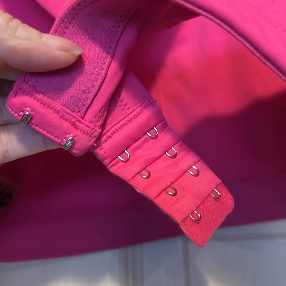 Mono B Sports Bra Size Medium Pink - Picture 4 of 5